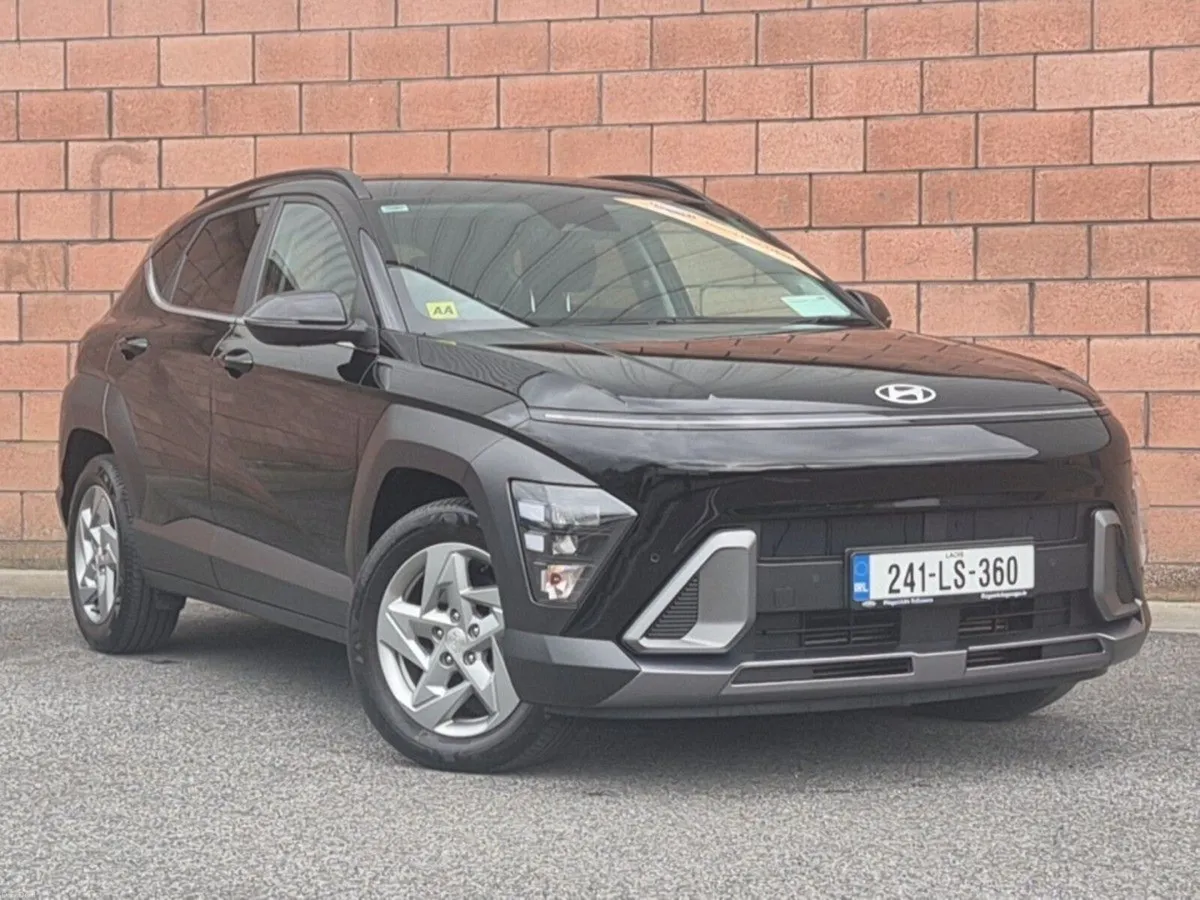 Hyundai KONA Elegance 1.6 Petrol with full service - Image 1