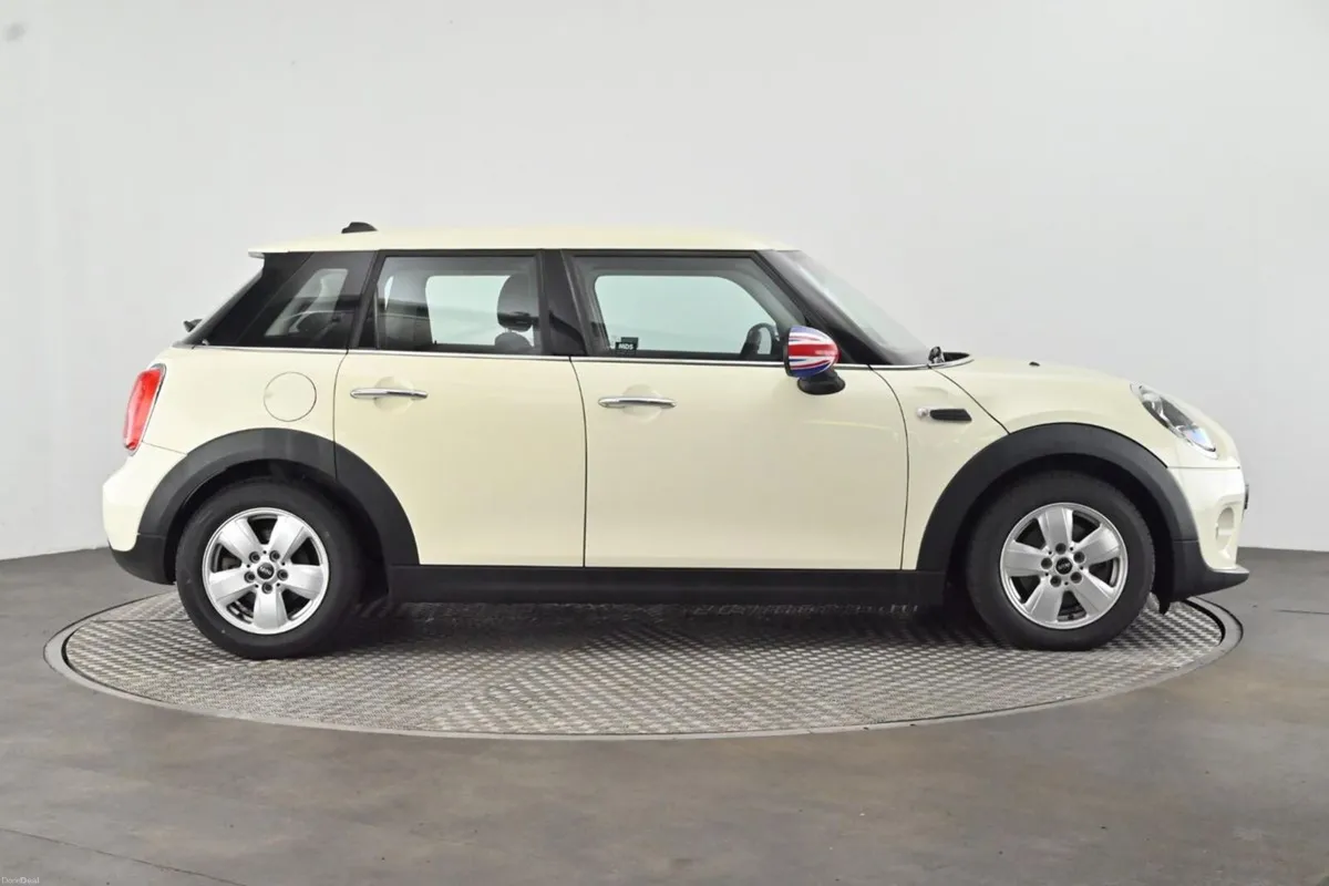 Mini One 1.2 AUTO 5DR **1 YEARS WARRANTY** - Image 3