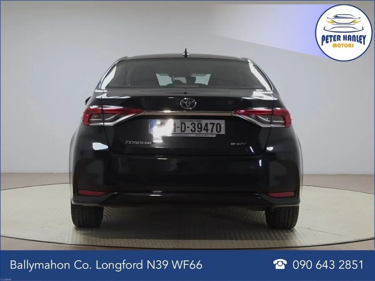 Toyota Corolla 1.8 Hybrid Luna Saloon - Image 6