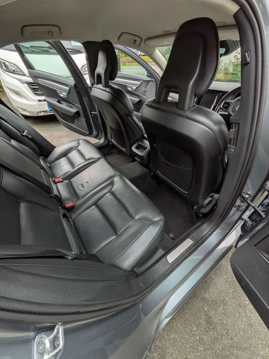 Volvo S90 2018 - Image 3