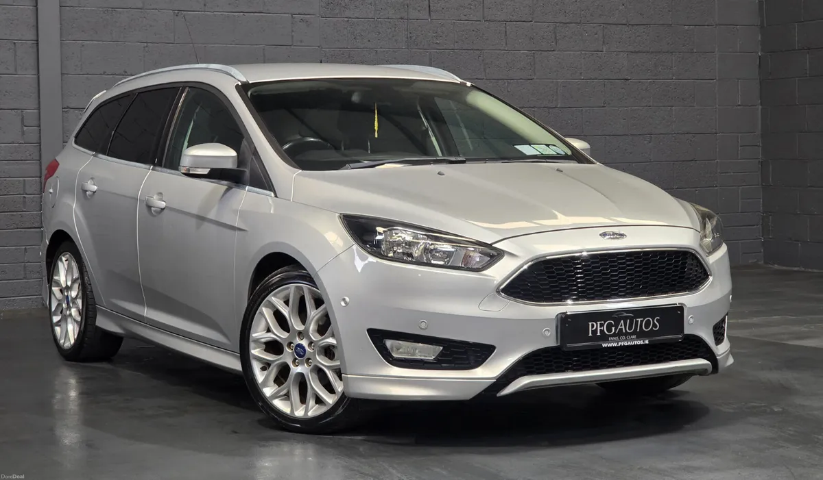 15 Focus zetec s - Image 1