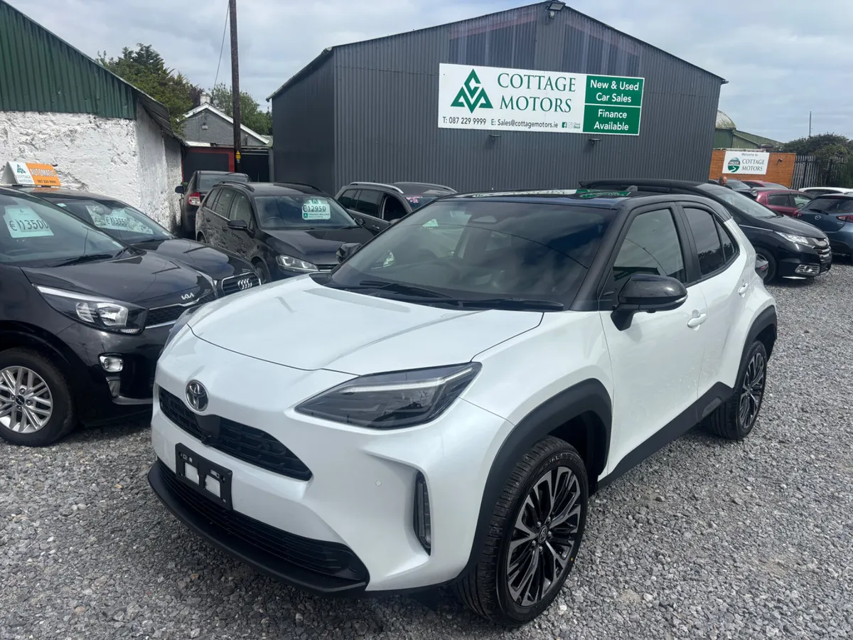 Toyota Yaris Cross 1.5 Petrol Hybrid*LOW MILAGE* - Image 2
