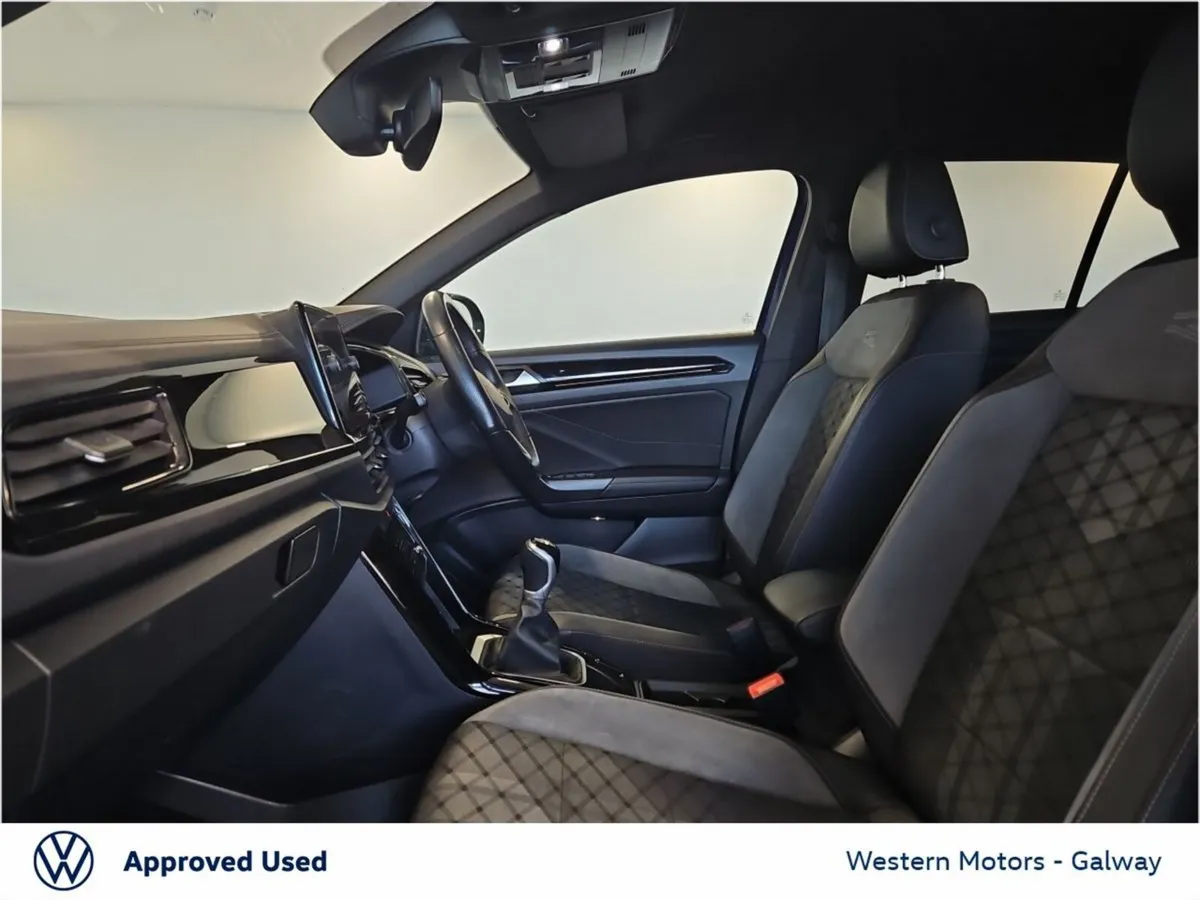 Volkswagen T-Roc 1.0 TSI 110HP R-Line - Image 4