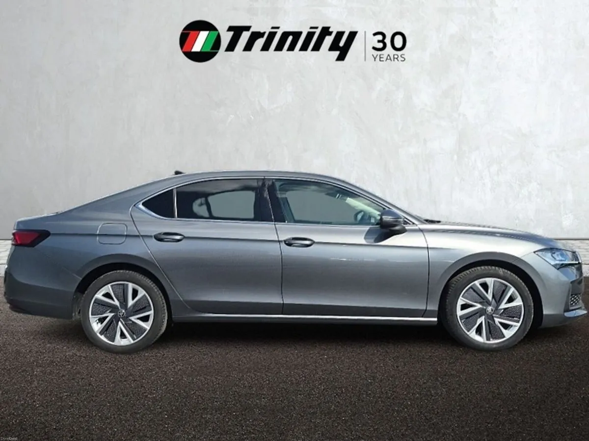 Skoda Superb ** SELECTION+ **  2.0 TDI 150HP ** DS - Image 5