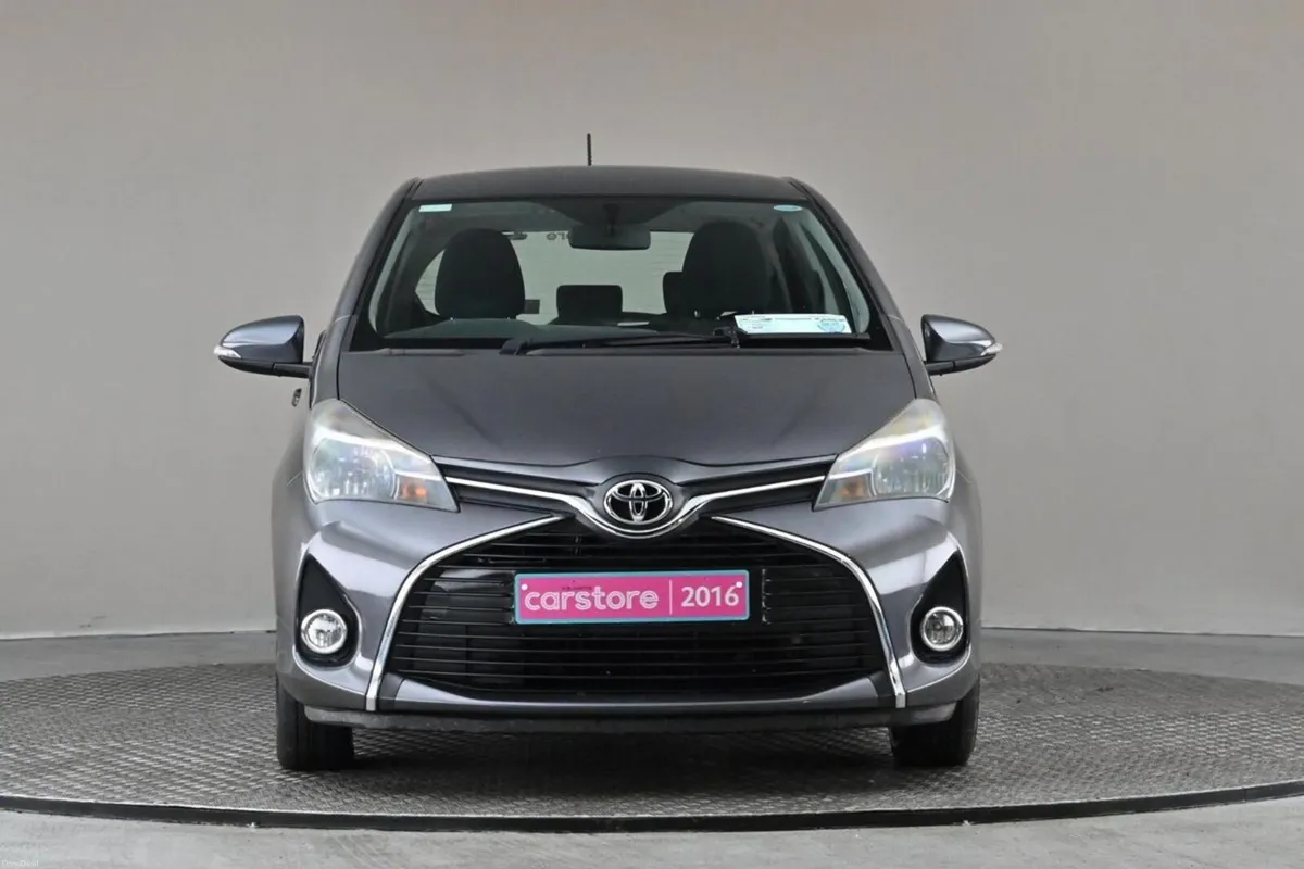 Toyota Yaris 1.0 VVT-I LUNA 5SPD **REVERSE CAM** - Image 2
