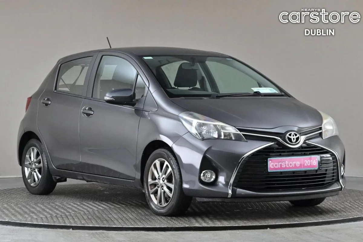 Toyota Yaris 1.0 VVT-I LUNA 5SPD **REVERSE CAM** - Image 1