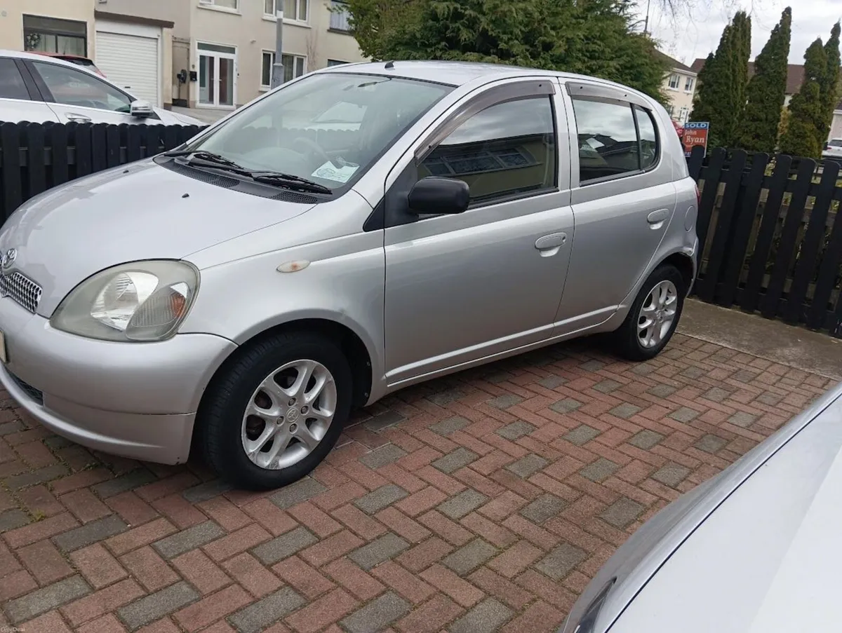 Toyota Yaris  Sol - Image 2