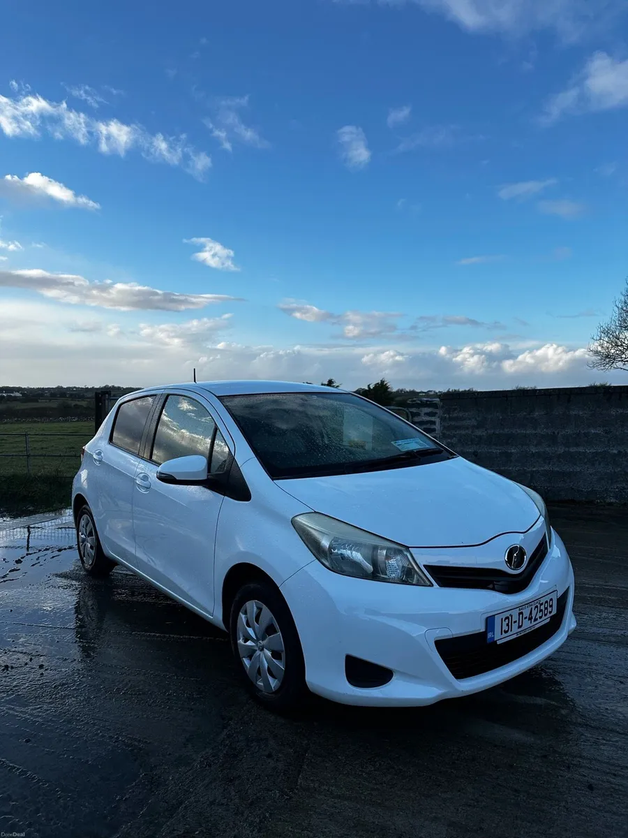 Toyota Vitz Auto 2013 - Image 1