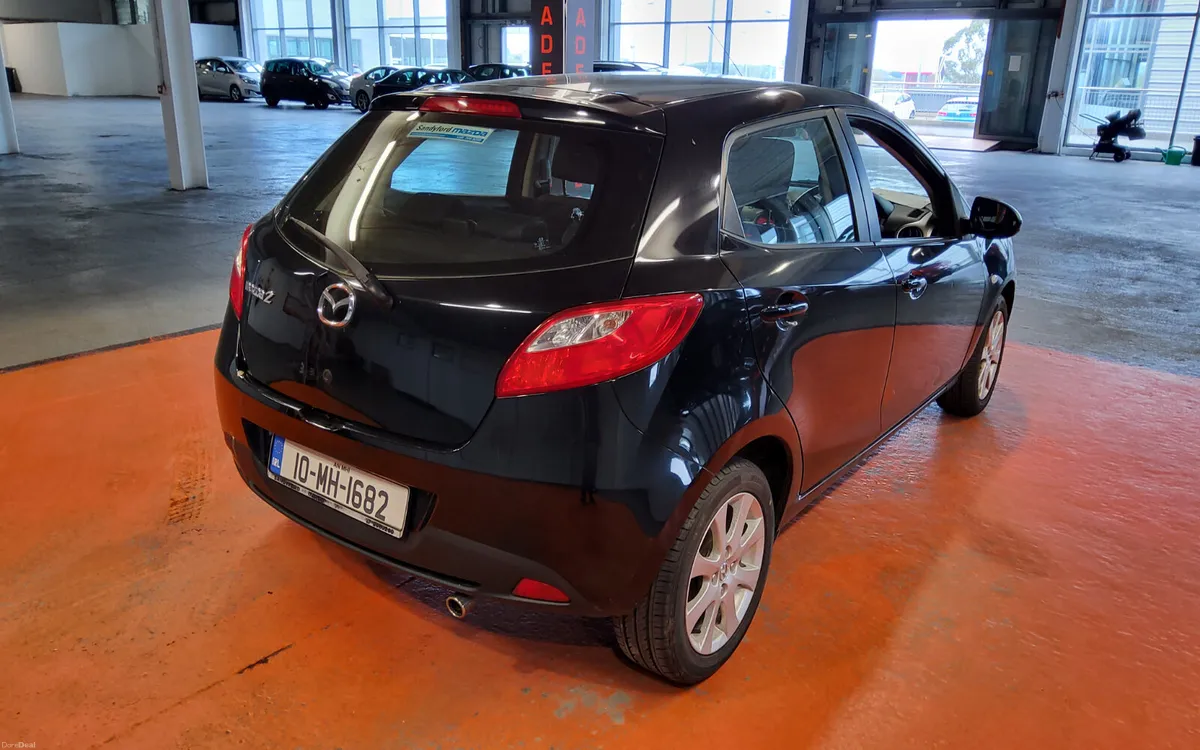 Mazda Mazda2 2010 - Image 4