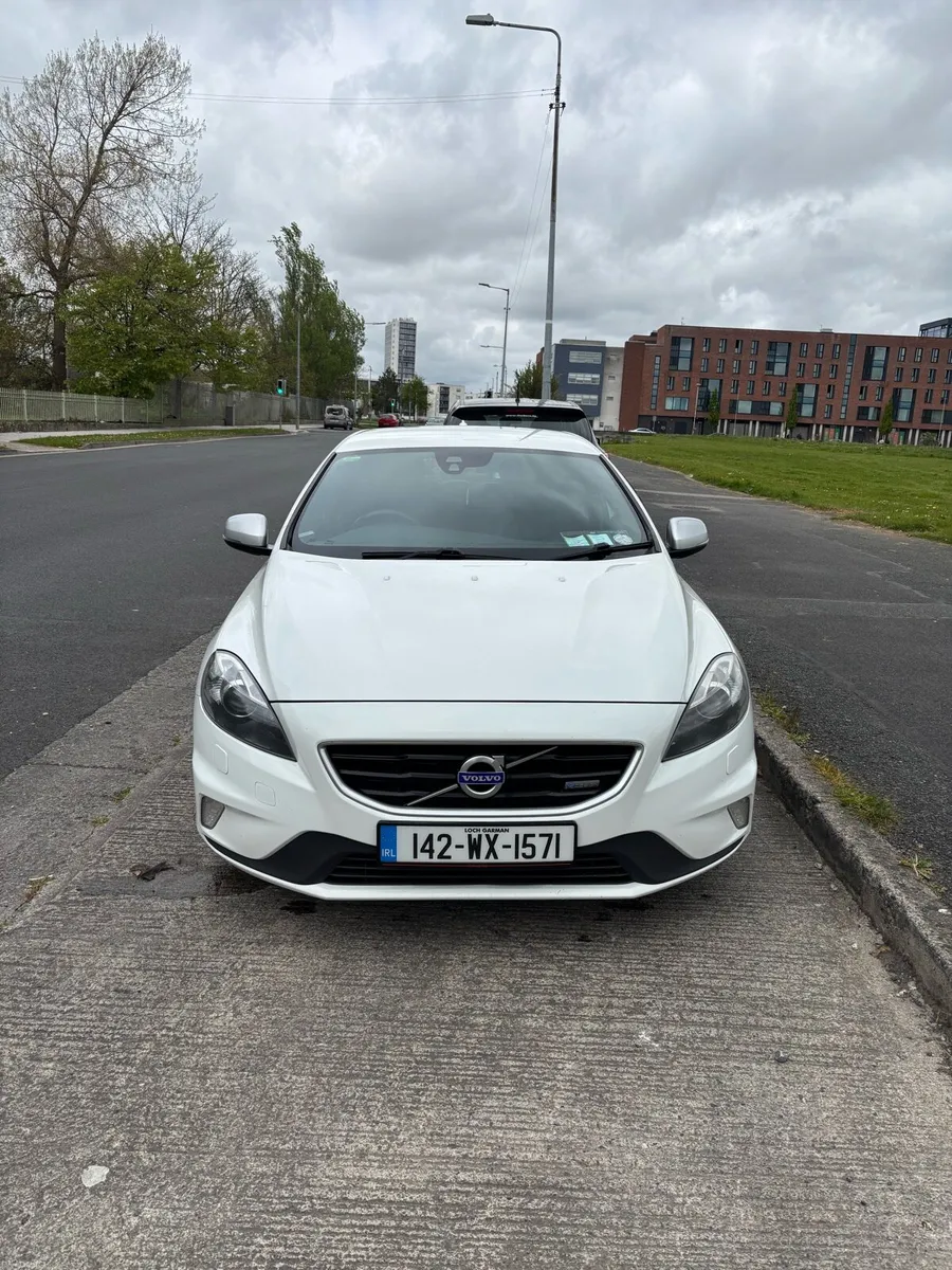 Volvo V40 (read ad) - Image 2
