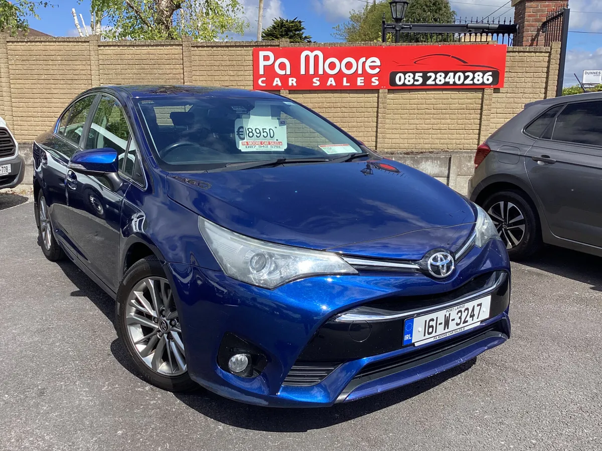 Toyota Avensis ** CAMERA * SAT NAV - Image 1
