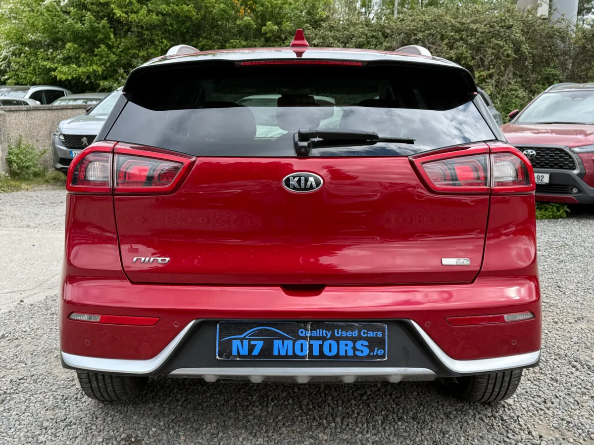 2019 Kia Niro PHEV 6D AUTO - Image 4