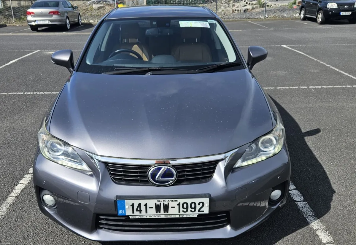Lexus CT200h Hybrid - Image 1