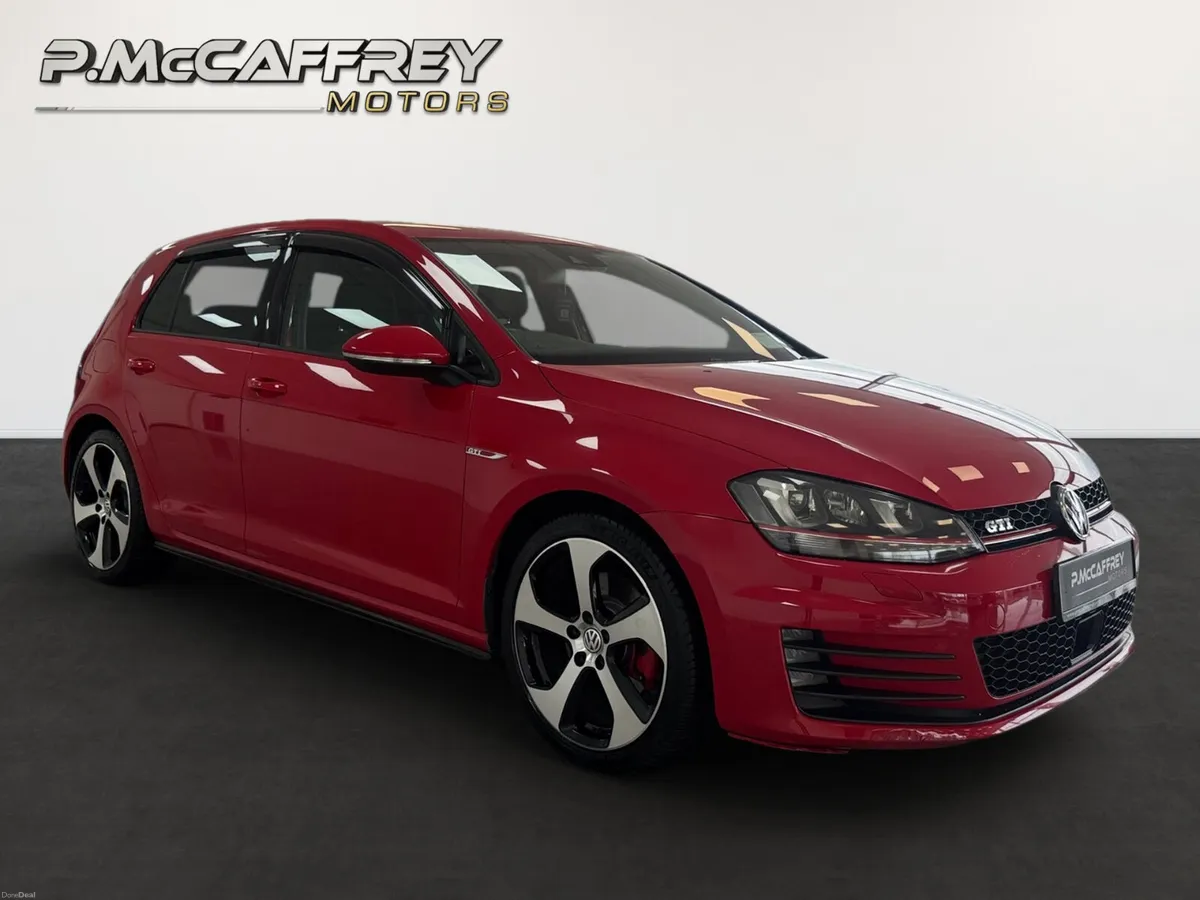 2015 Volkswagen Golf GTI 2.0 TSI DSG AUTO - Image 3