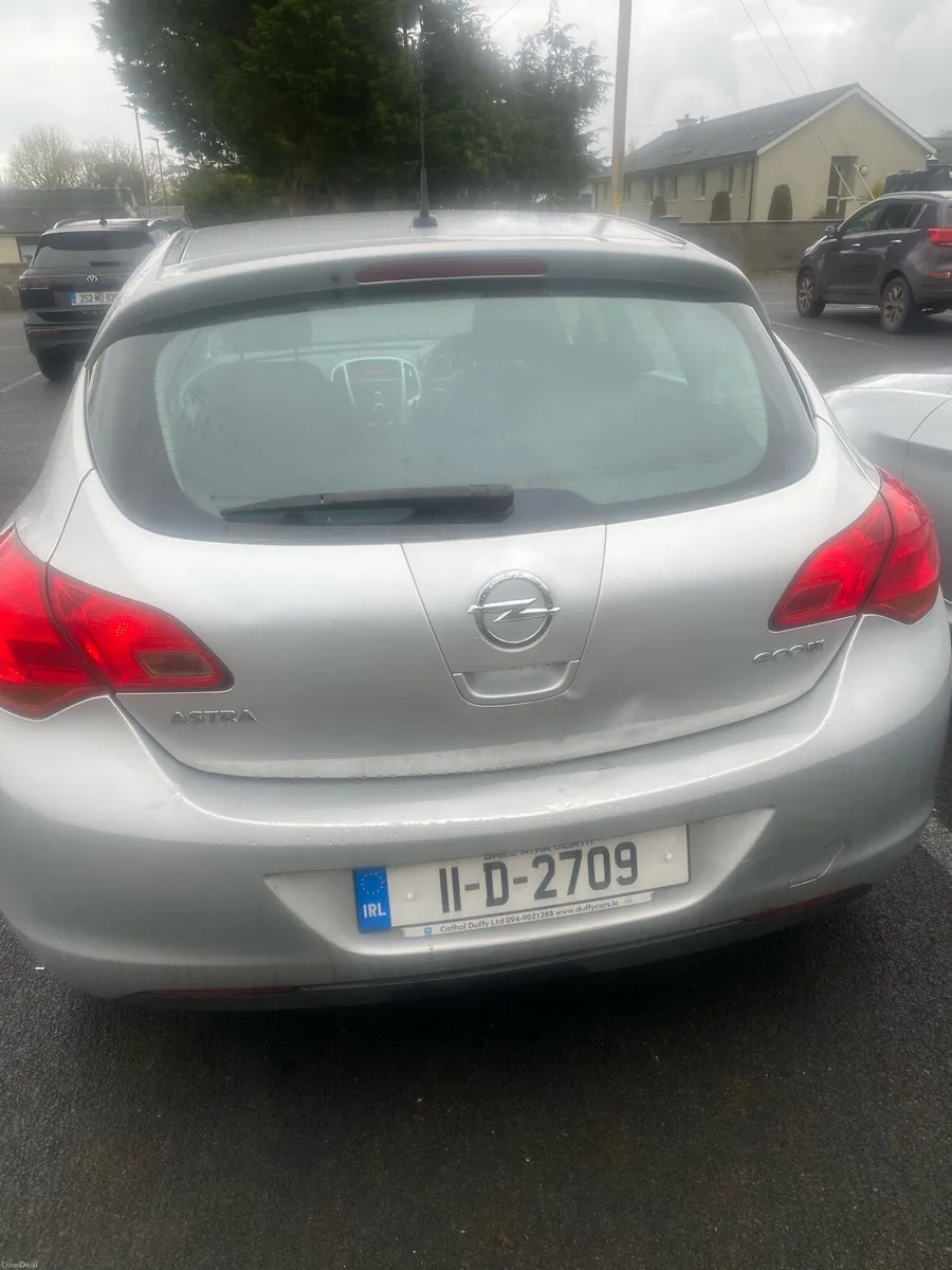 Opel Astra 1.2 diesel NCT 2/10/26 - Image 4