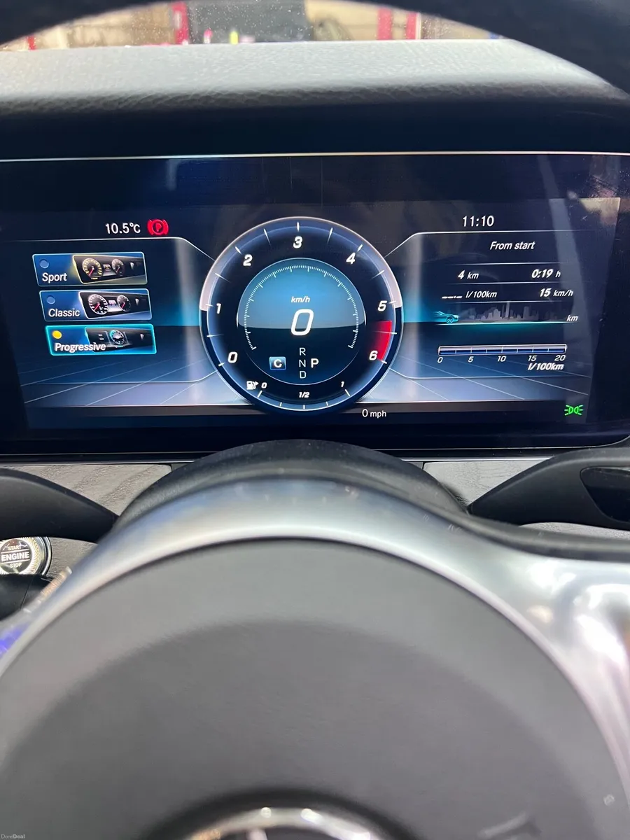 E-Class 2017 Full Option Sunroof - Image 2