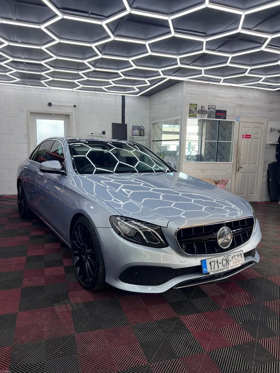 E-Class 2017 Full Option Sunroof - Image 1