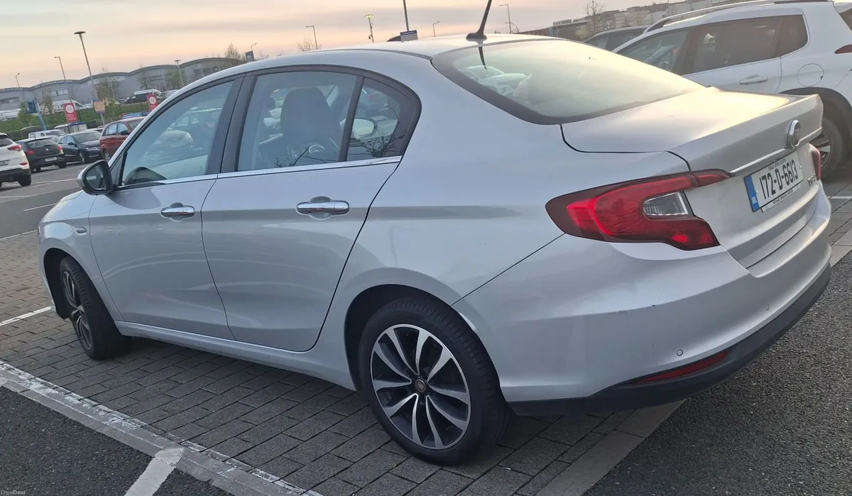 Fiat Tipo 2017 - Image 2