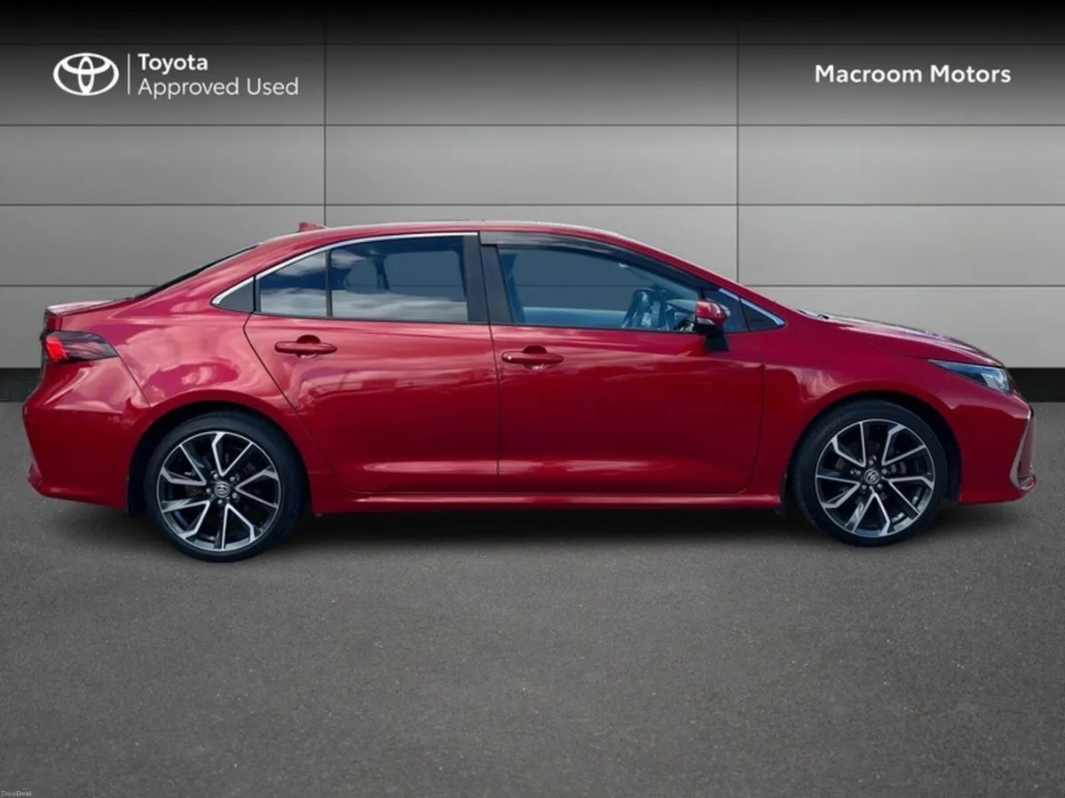 Toyota Corolla SALOON SOL - Image 3