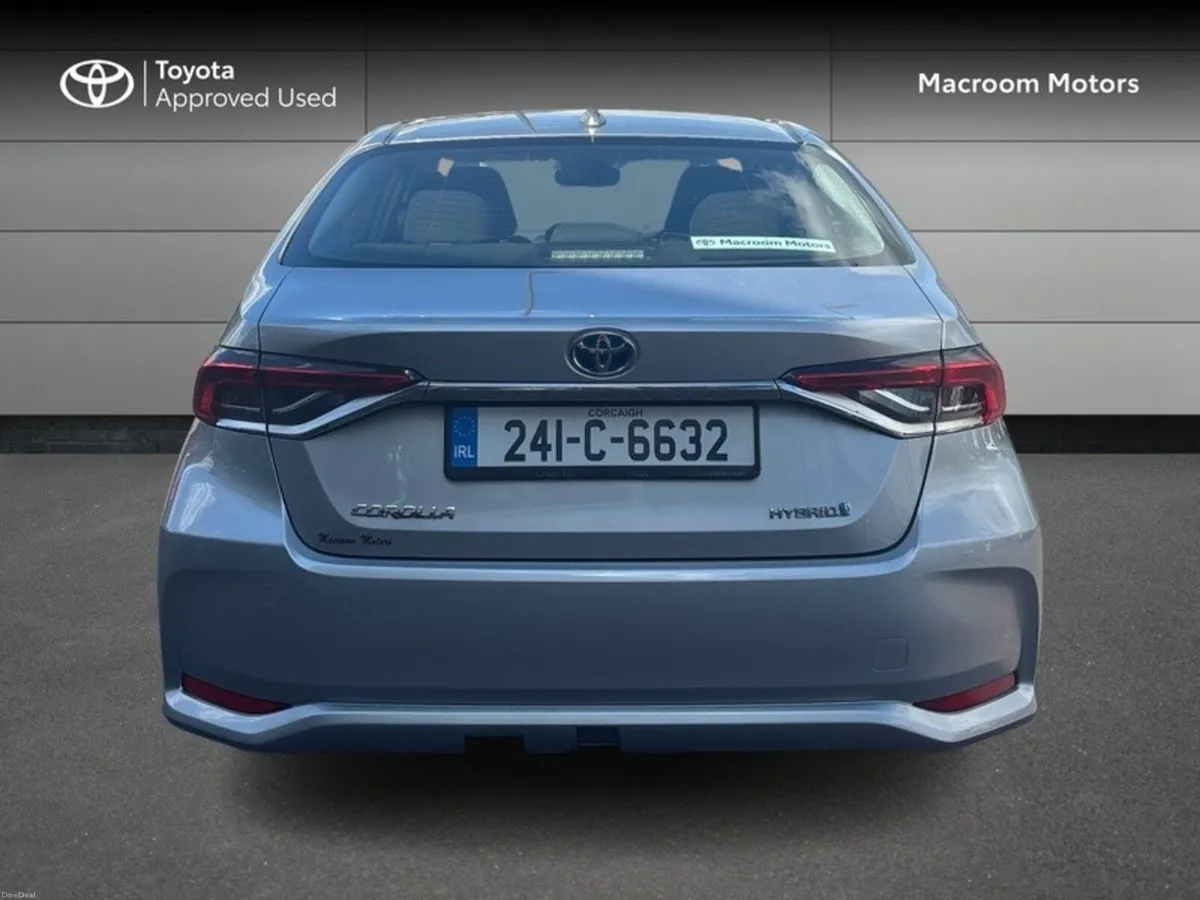 Toyota Corolla USED CAR SALE!! LUNA SALOON 4DR AUT - Image 4