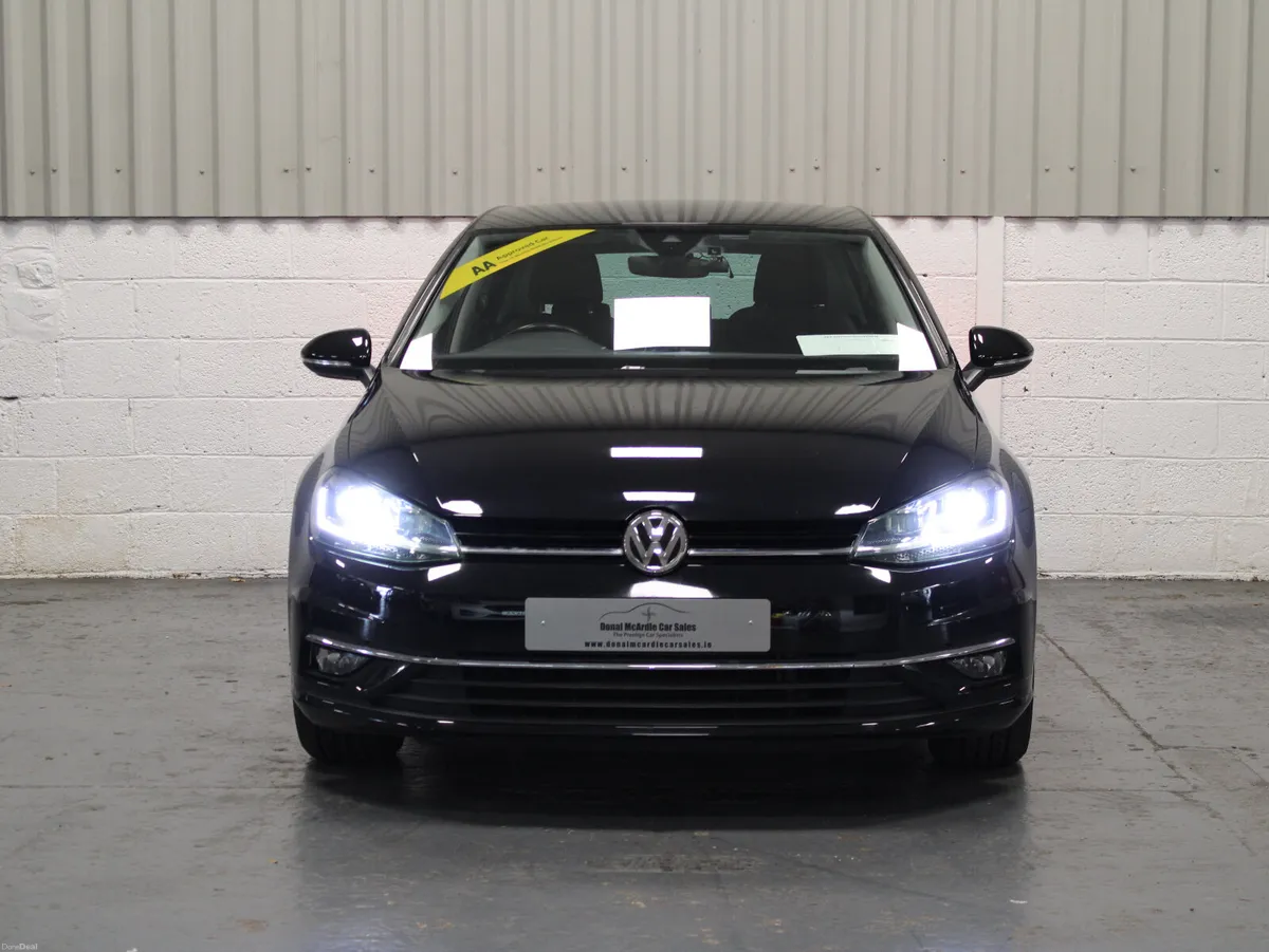 2019 Volkswagen Golf - Image 2