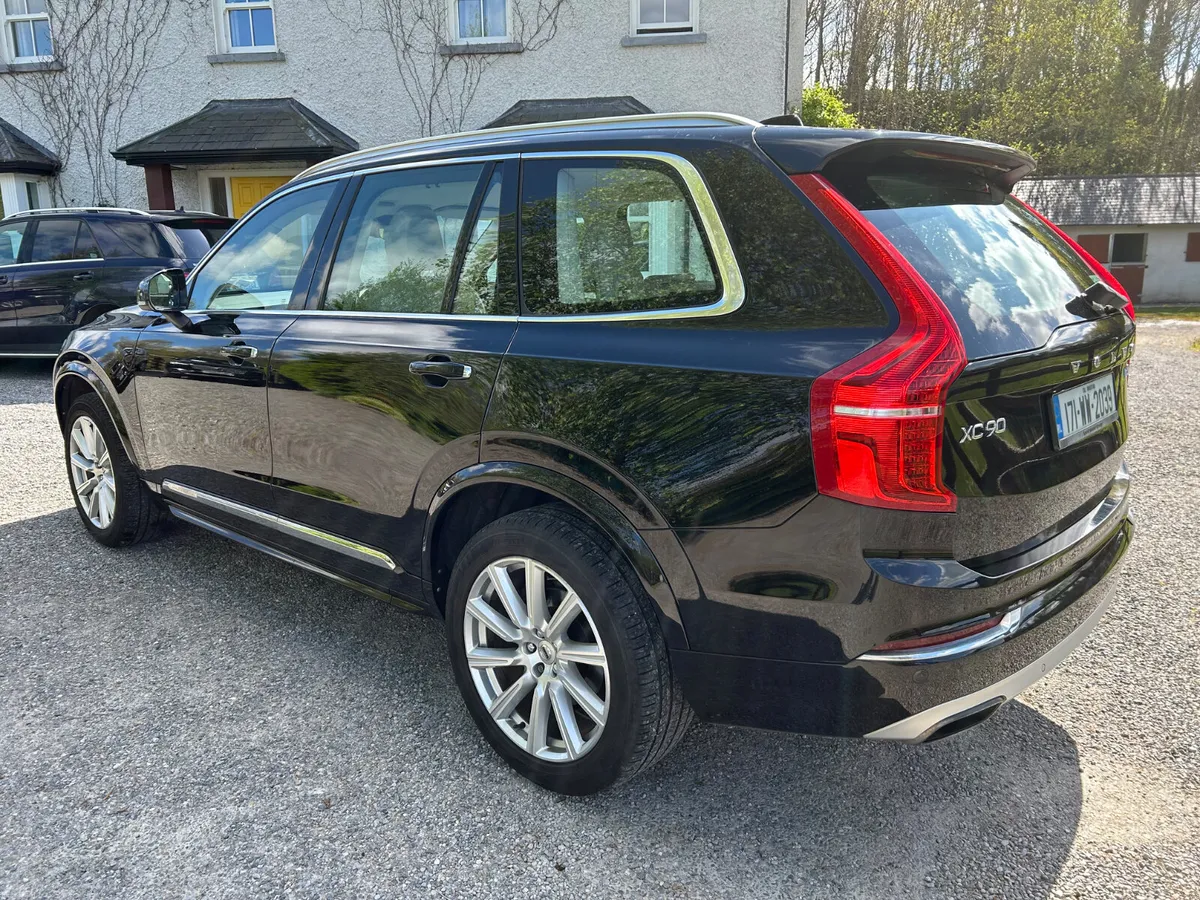 2017 Volvo XC90 2.0 D5 AWD Inscription - Image 4