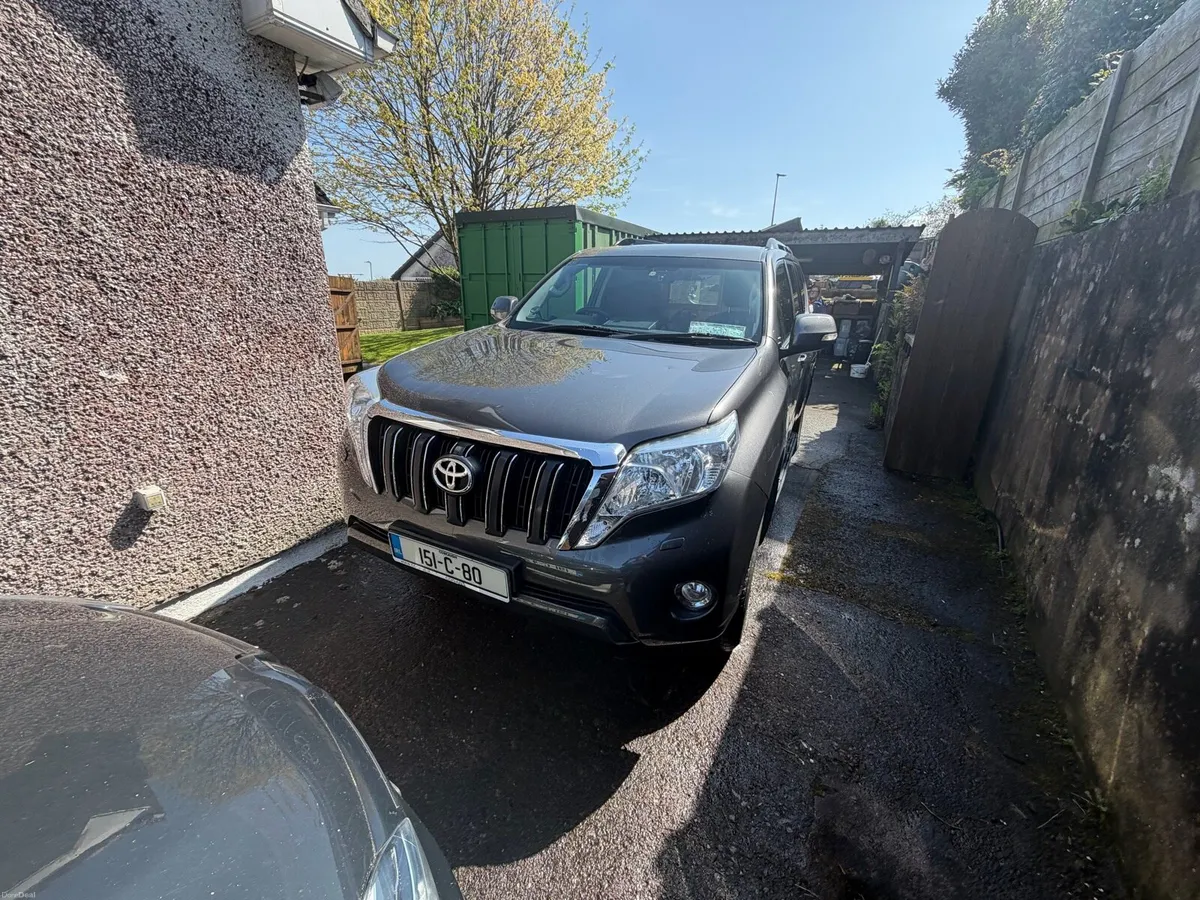 2015 Toyota Land Cruiser - Image 4