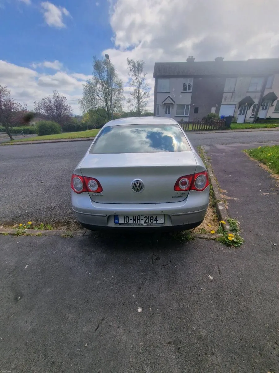 Volkswagen Passat 2010 1.6Diesel - Image 4