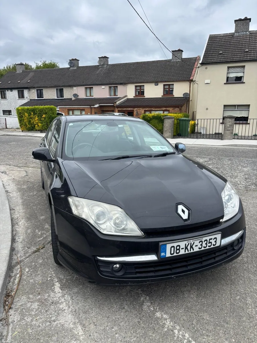 2008 Black Renault Laguna - Image 1