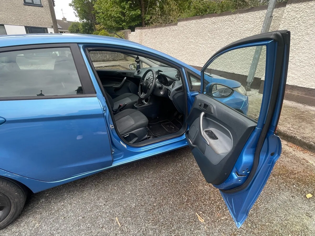Ford Fiesta 2010 1.25L - Image 3