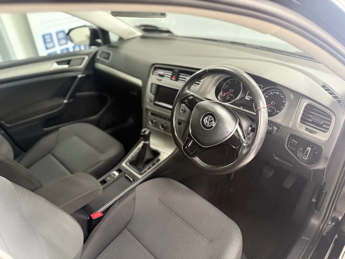Volkswagen Golf 2014. 1.6TDI. COMFORTLINE - Image 4