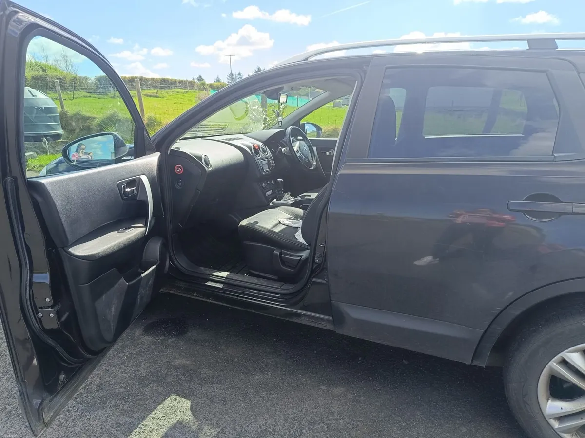 Nissan Qashqai 2010 - Image 1