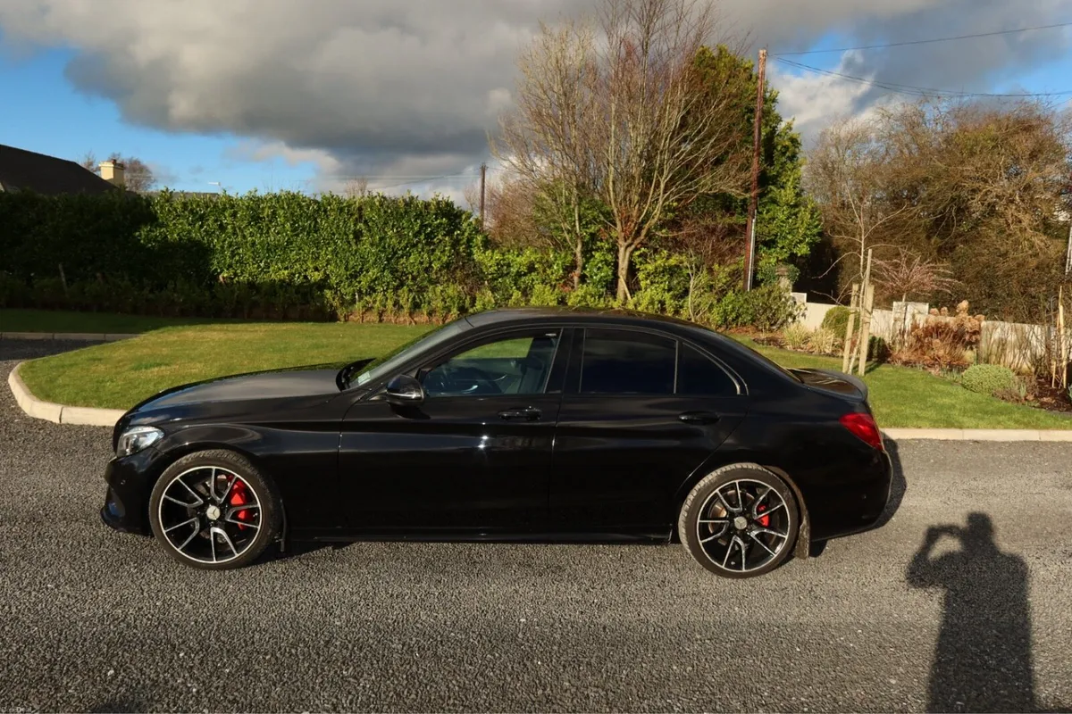 2016 (162) Mercedes-Benz C-class c220 - Image 3