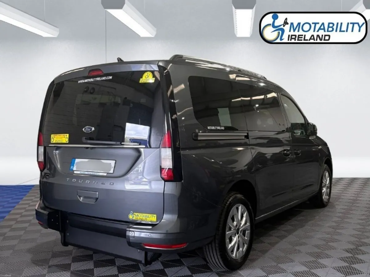 Ford Tourneo Connect Dual Drive From Wheelchair / - Image 2