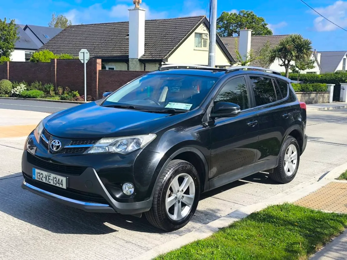2013 RAV4 INVINCIBLE TAXED NCT SUNROOF - Image 4