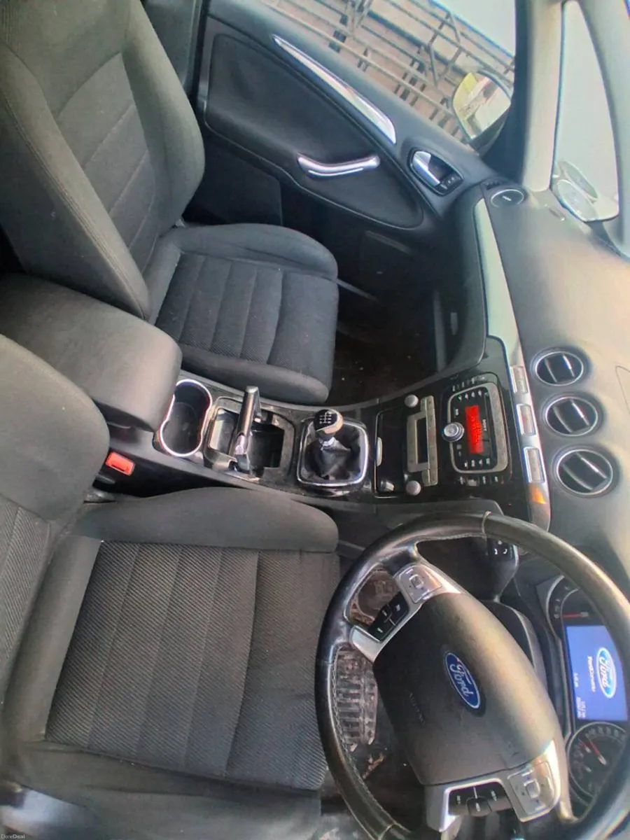 Ford Galaxy 2010  7seater - Image 4