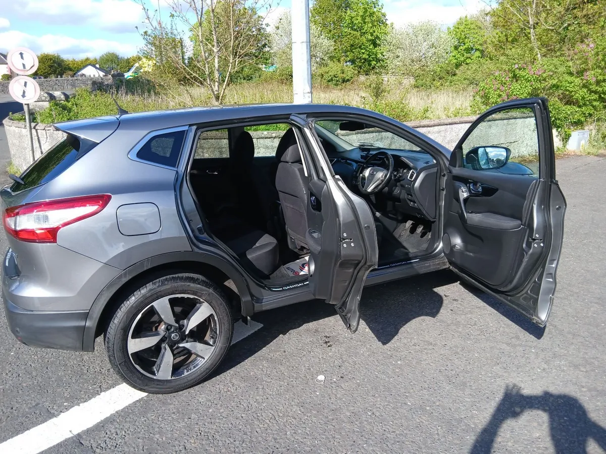 Nissan Qashqai 2015 - Image 6