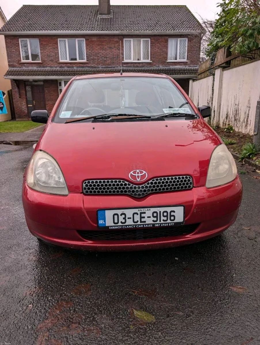Toyota Yaris 2003 - Image 1