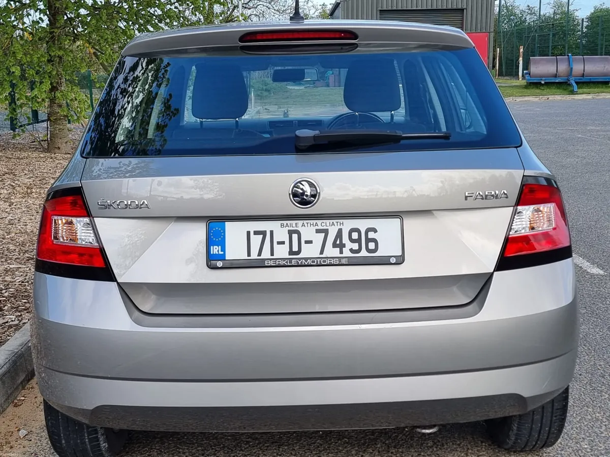 2017 SKODA FABIA 1.0L NCT&TAX LOW MILES €8,990 - Image 4