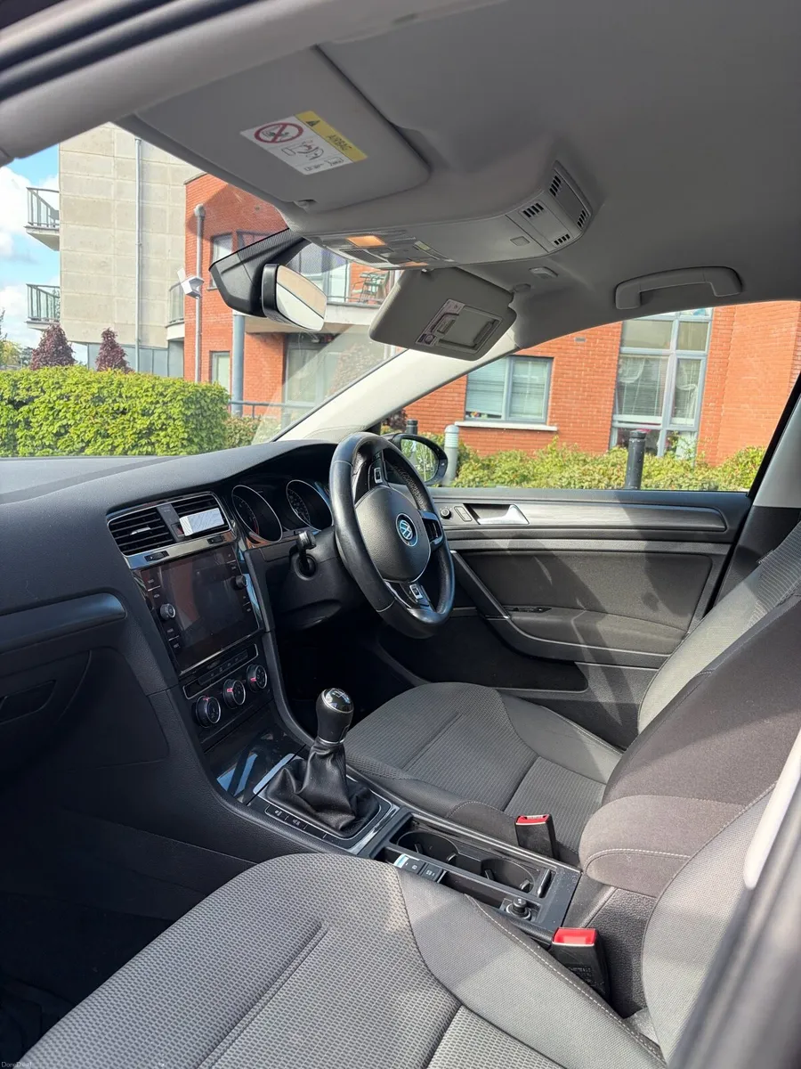 181 VW Golf TDI Bluemotion Golf - Image 2
