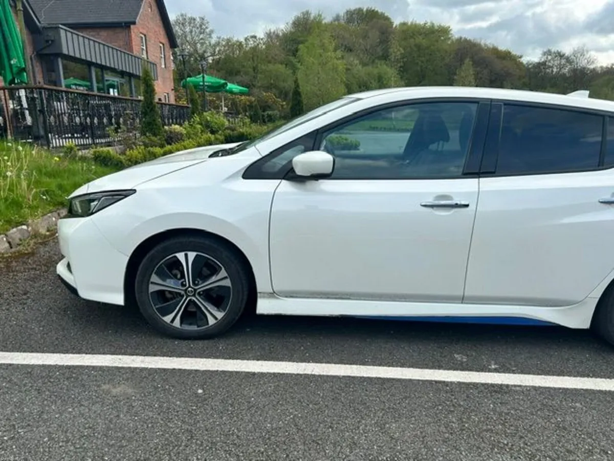 Nissan Leaf 2022 - Image 3