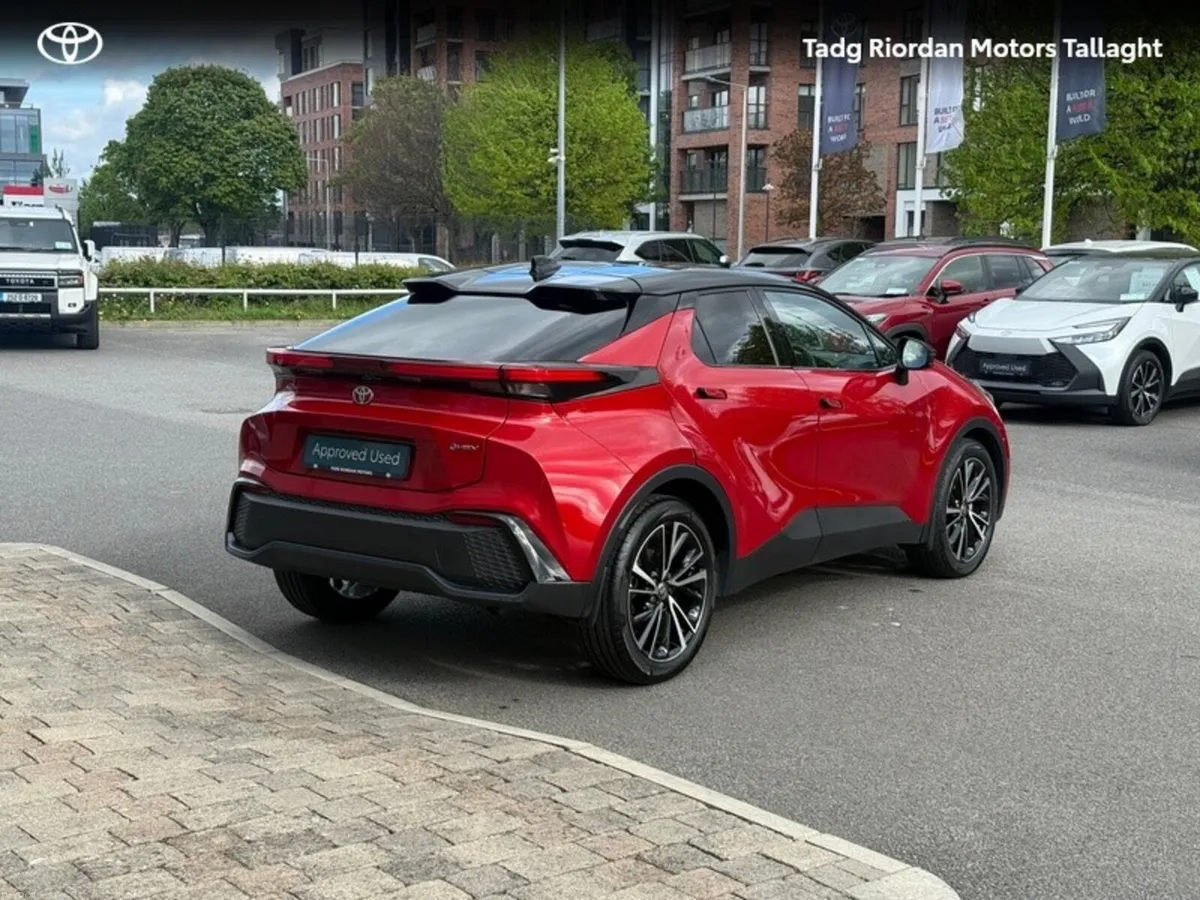 Toyota C-HR C-HR HYBRID SOL - Image 2