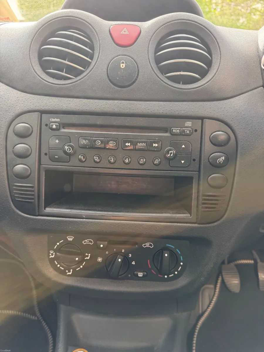 Citroen C2 2005 - Image 2