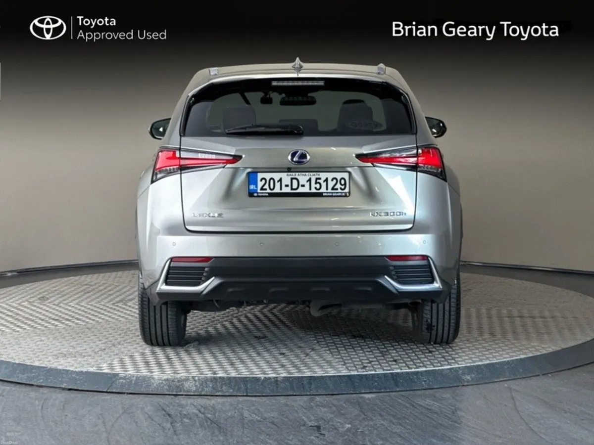 Lexus NX EXECUTIVE NX300H - Image 4