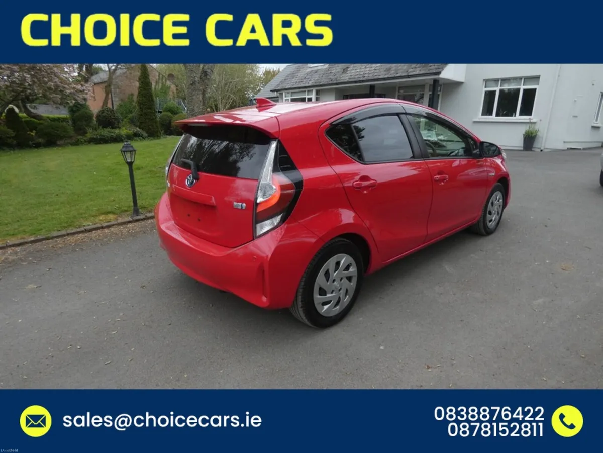Toyota Aqua 1.5 AUTO HYBRID - Image 6