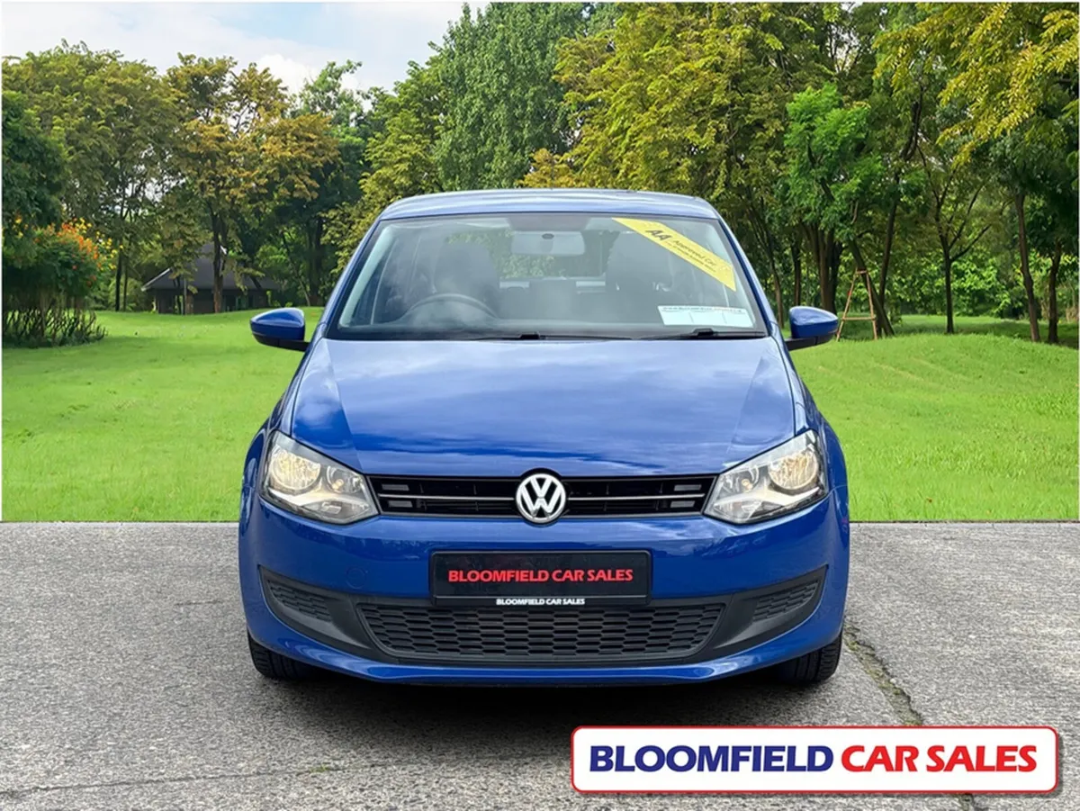 Volkswagen Polo 1.2 TSI, AUTO // EXTREMELY LOW MIL - Image 2