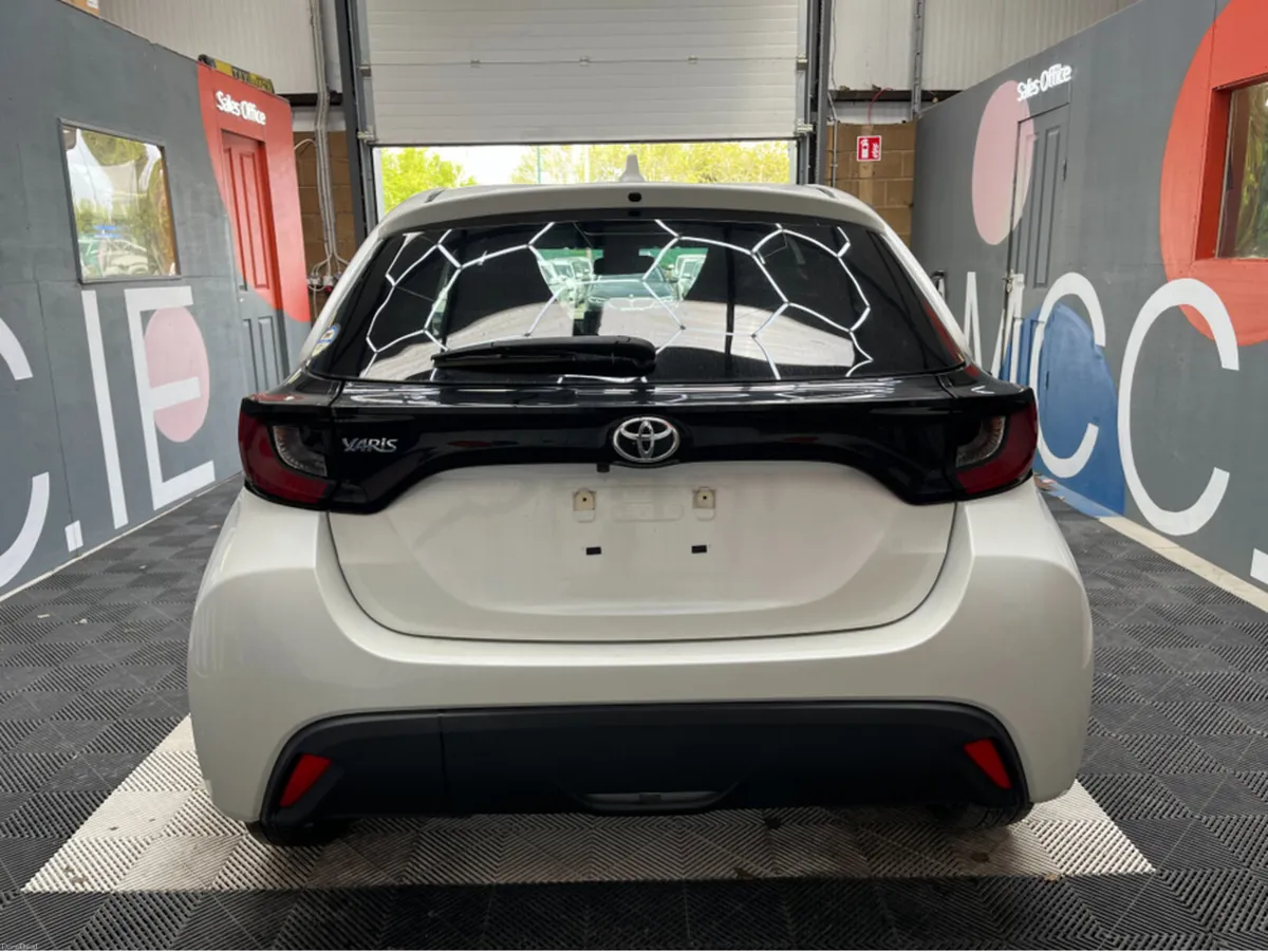 Toyota Yaris 2021 TOYOTA YARIS X 1.0 AUTOMATIC / R - Image 3