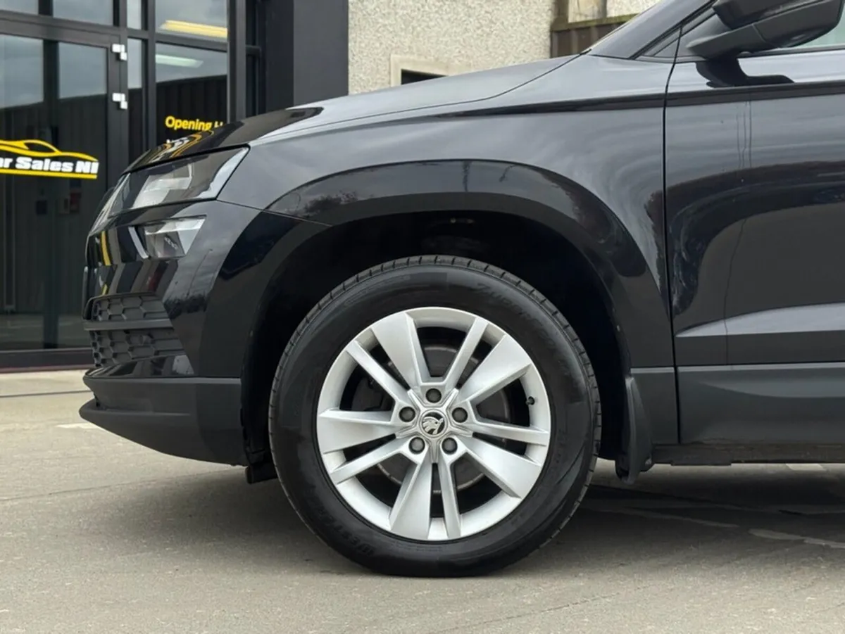 Skoda Karoq SE TECH TDI SCR 4X4 TECHNOLOGY DSG - Image 6