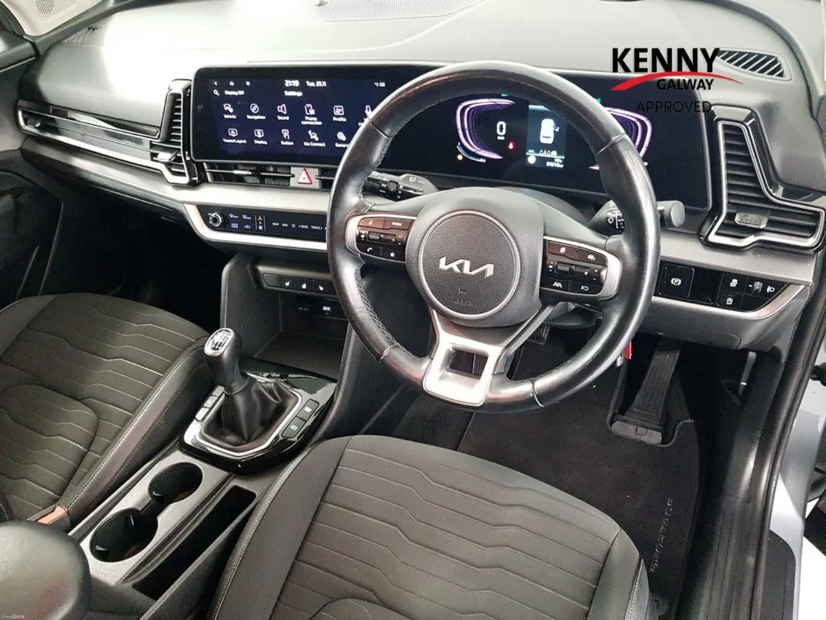 Kia Sportage MANUAL 5DR - Image 2