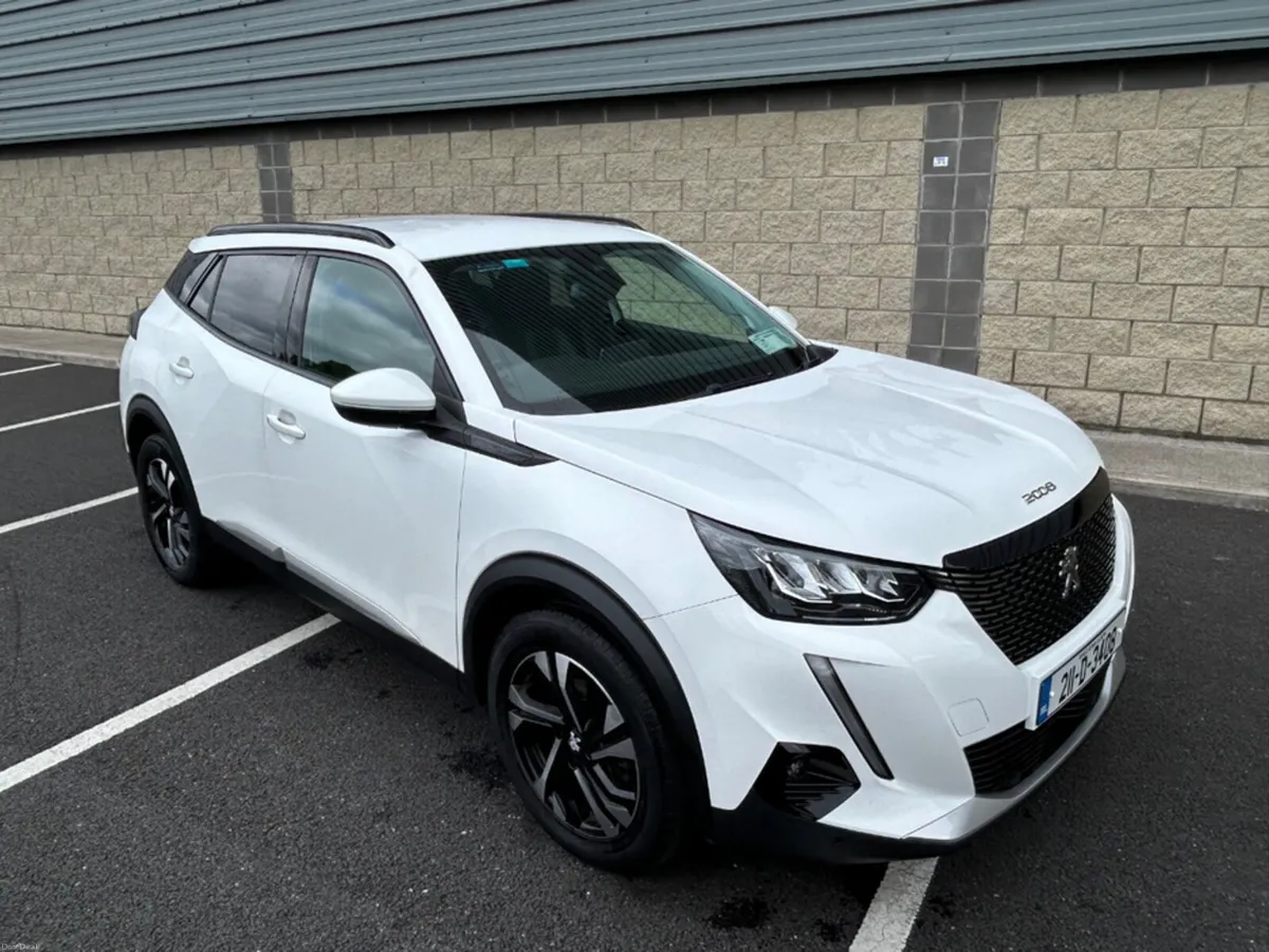 Peugeot 2008 ALLURE 1.5 BLUE HDI 100 6 6.2 4DR - Image 2